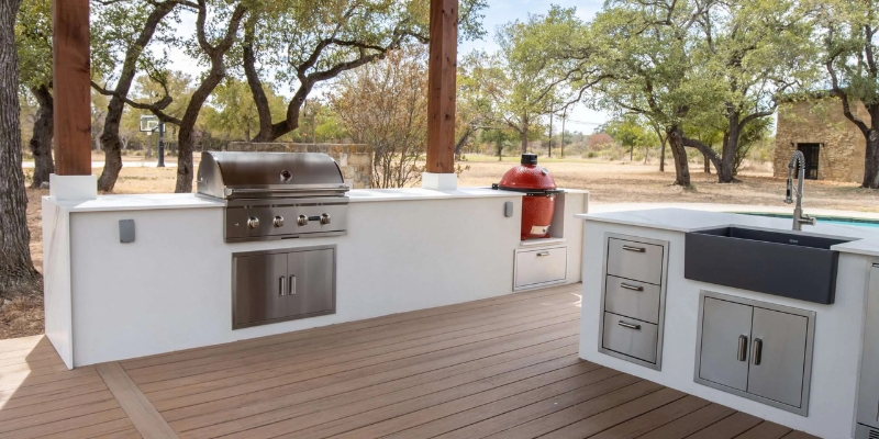 stucco finish kithcen cabinet in austin, texas
