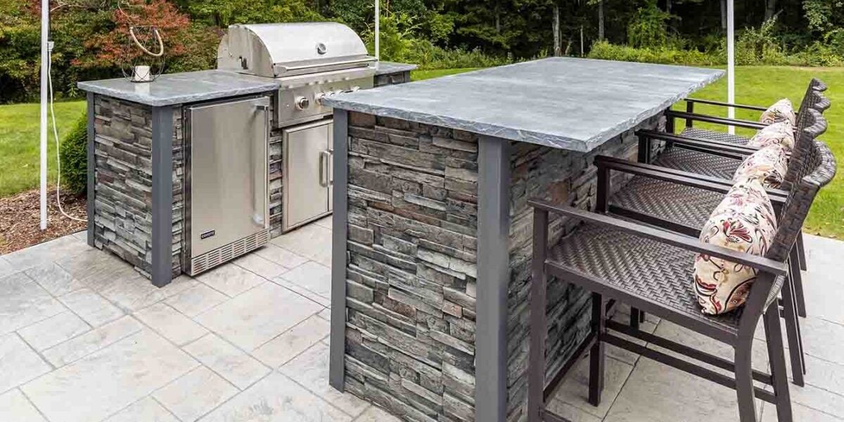 Tile finish for outdoor kitchen cabinet in Austin, Texas